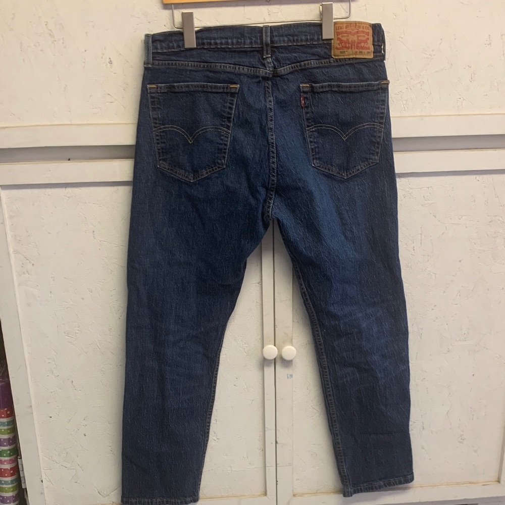Levi's Men's Dark Blue Relaxed Jeans